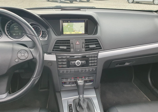 Mercedes-Benz Klasa E cena 79900 przebieg: 98000, rok produkcji 2011 z Turek małe 781